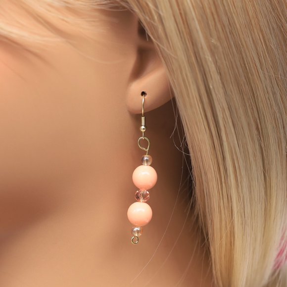 Unique coral color necklace set with bracelet and earrings. - Picture 8 of 8